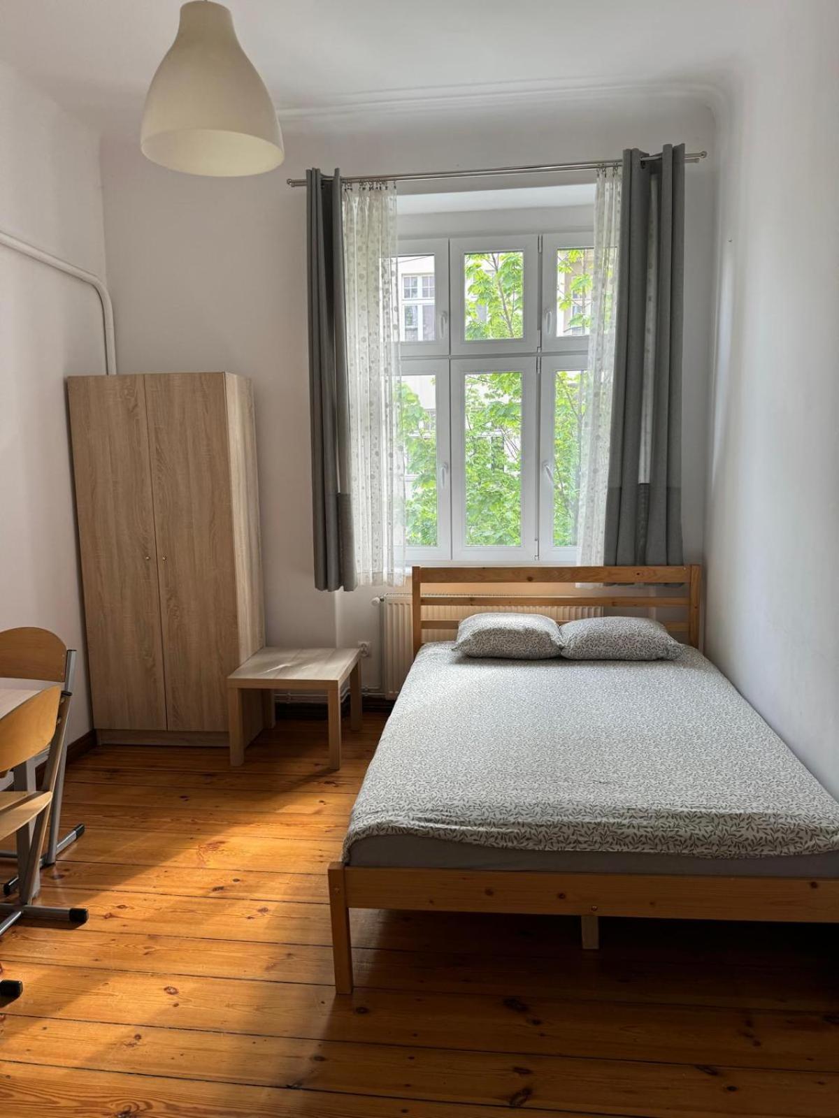 Lilia House Hostel *