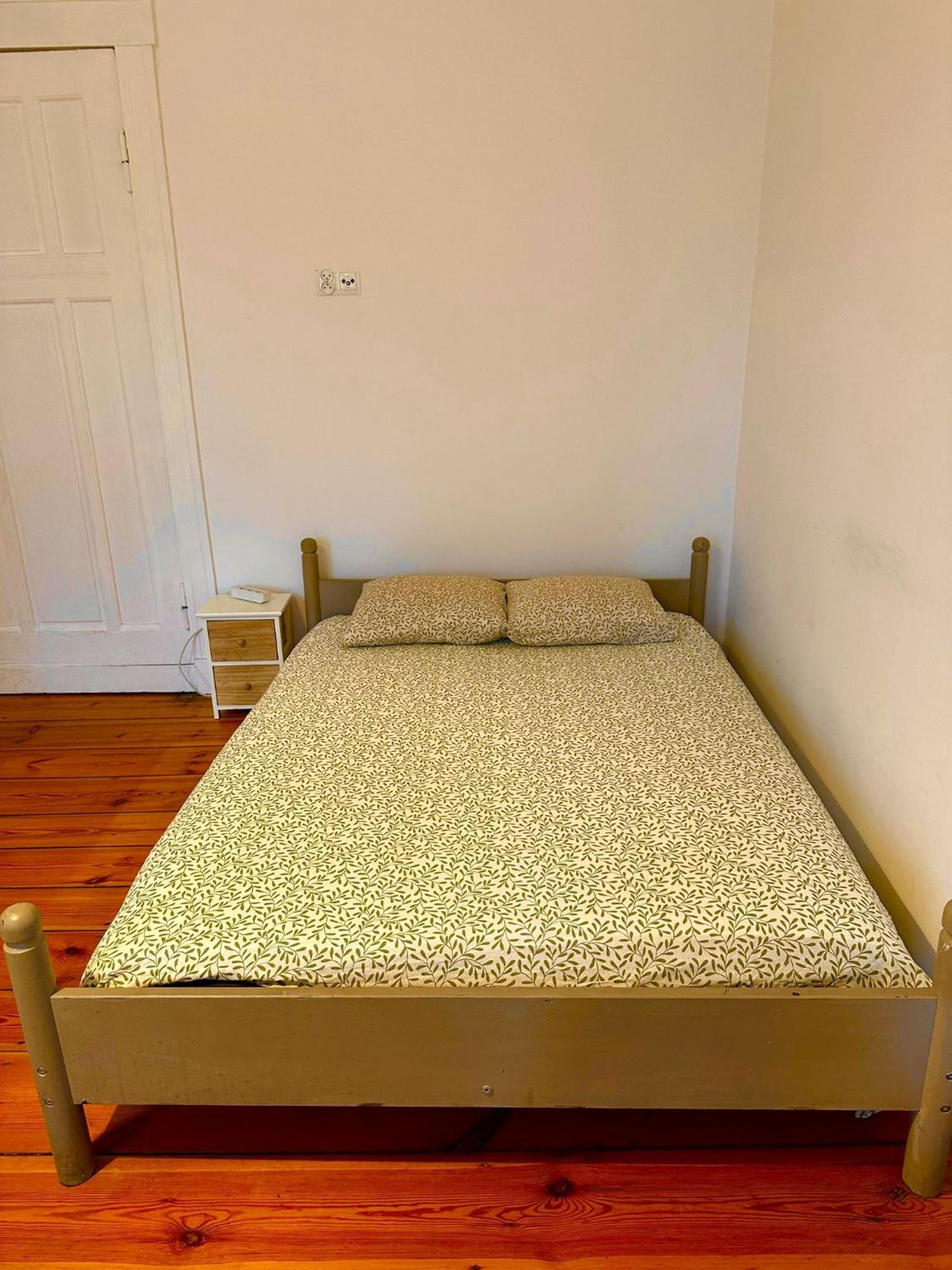 Hostel Lilia House *
