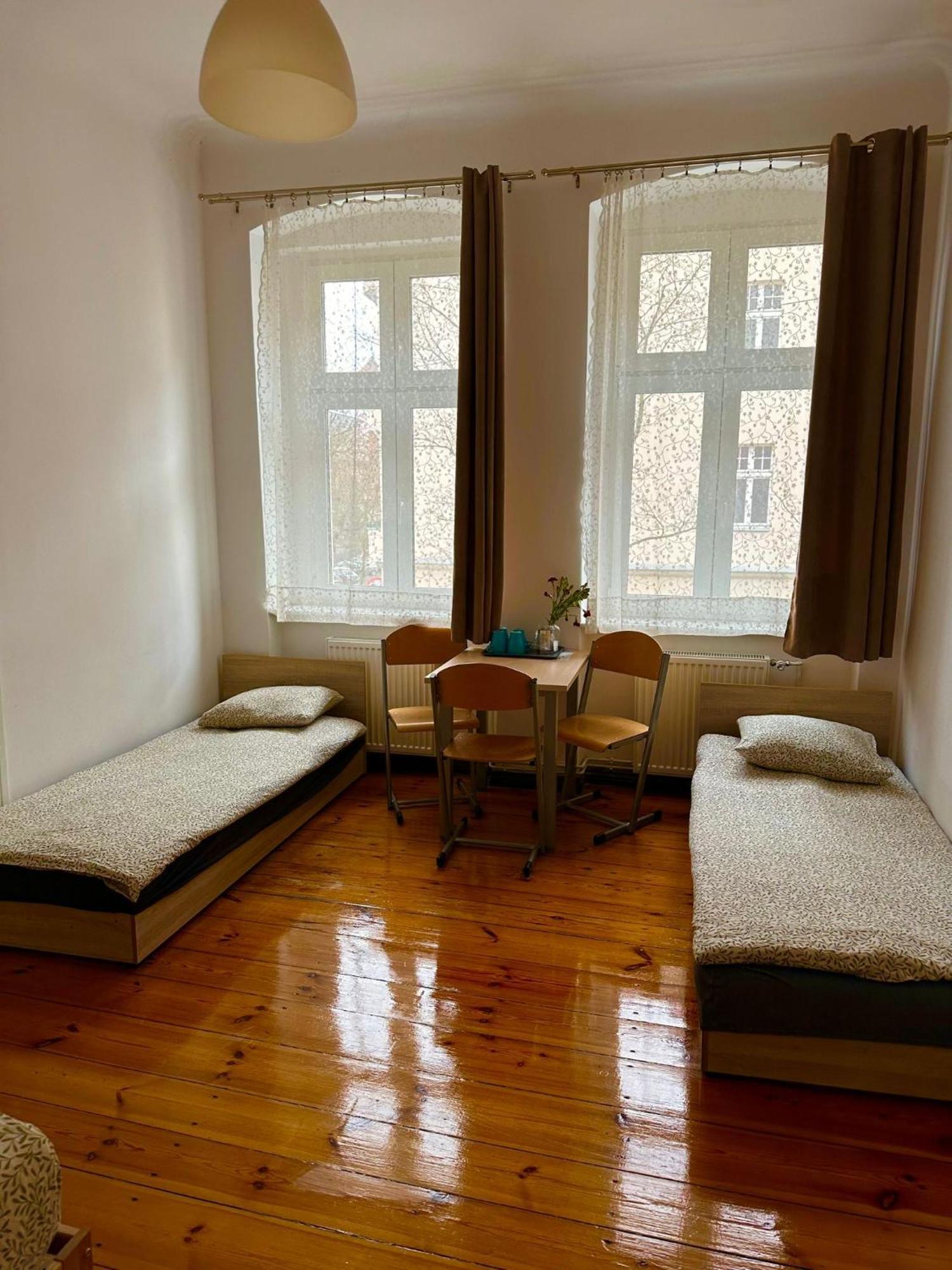 Albergue Lilia House *